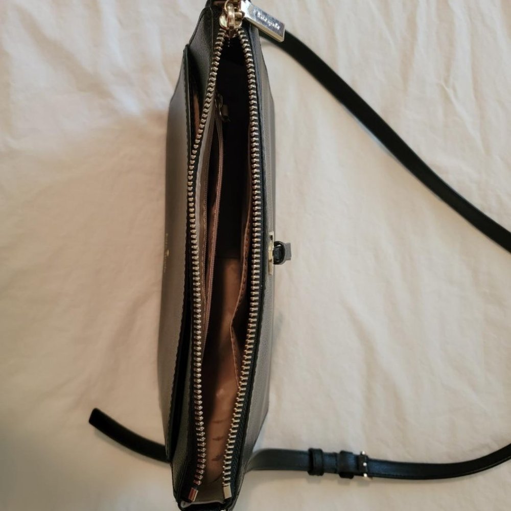 Kate Spade Adele cross body. EXCELLENT condition.